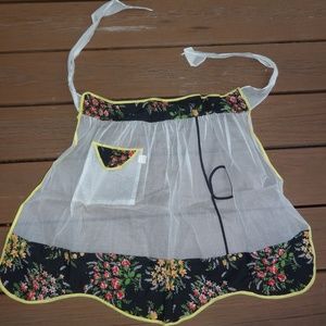 Vintage Sheer Half Tie Back Apron NWT